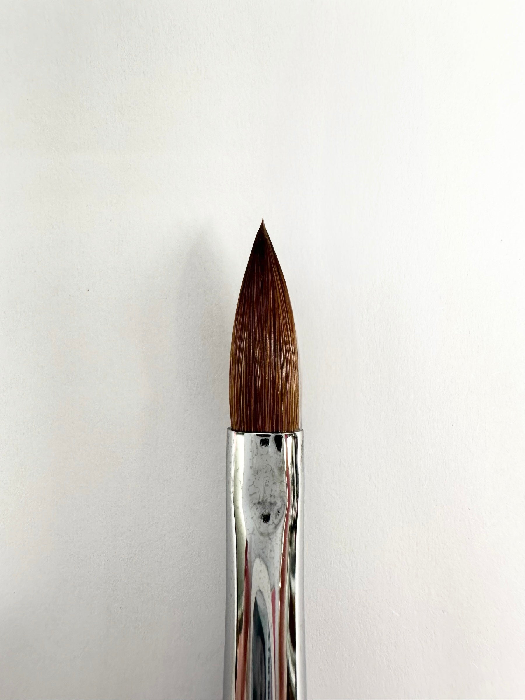 No. 8 Kolinsky Brush