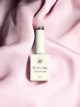 Reflective Dusty Violet Cat Eye